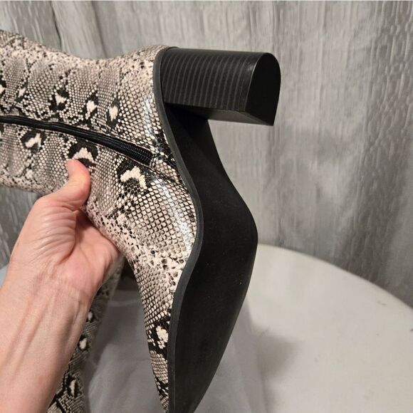 XOXO Maylynne Knee High Boots - Picture 14 of 15